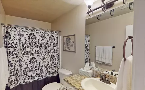 405 Montauk Ct, Bryan, TX 77801 photo 18