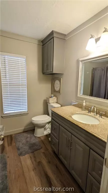 909 Navidad St, Bryan, TX 77801 photo 8