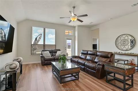 2014 Viva Rd, Bryan, TX 77807 photo 7