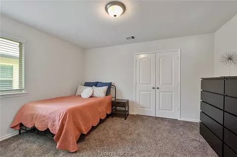 1933 Cartwright St, Bryan, TX 77807 photo 10