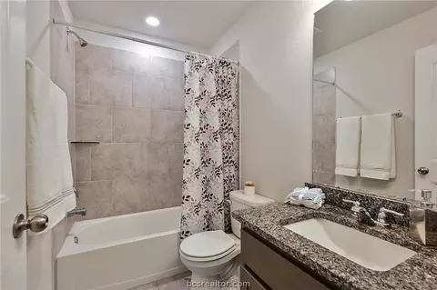 1933 Cartwright St, Bryan, TX 77807 photo 9