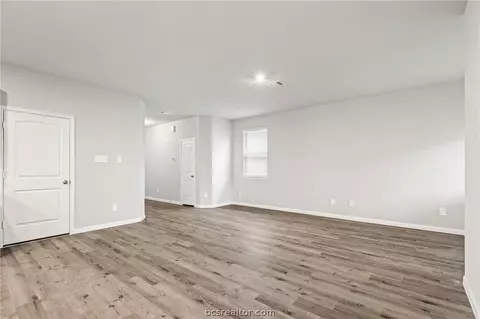 970 Harper Ln, Bryan, TX 77803 photo 7