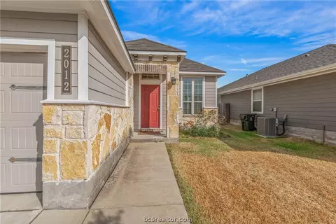 2012 Shimla Dr, Bryan, TX 77807 photo 3