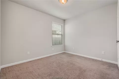 2012 Shimla Dr, Bryan, TX 77807 photo 14