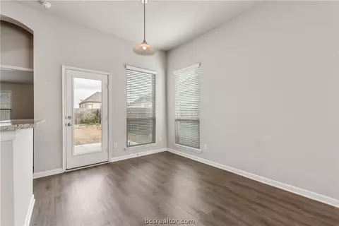 2012 Shimla Dr, Bryan, TX 77807 photo 7