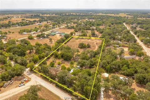 7960 Grassbur Rd, Bryan, TX 77808 photo 4
