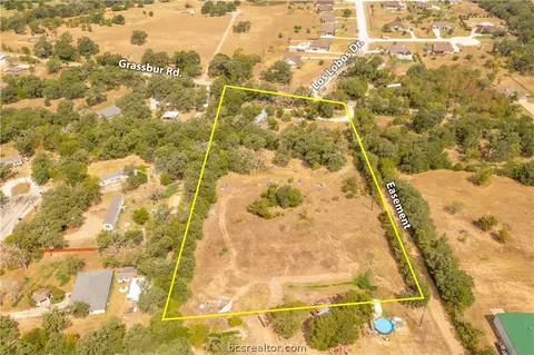 7960 Grassbur Rd, Bryan, TX 77808 photo 1