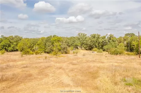 7960 Grassbur Rd, Bryan, TX 77808 photo 6
