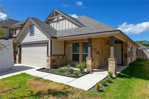 1919 Cartwright St, Bryan, TX 77807 photo 1