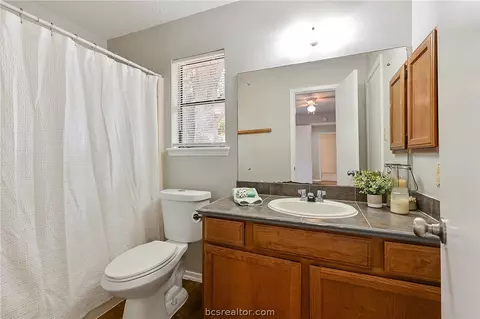 2123 Pantera Dr, Bryan, TX 77807 photo 8