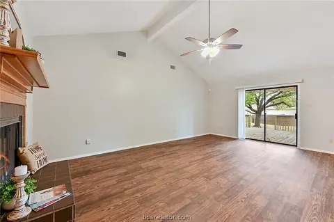 2123 Pantera Dr, Bryan, TX 77807 photo 2
