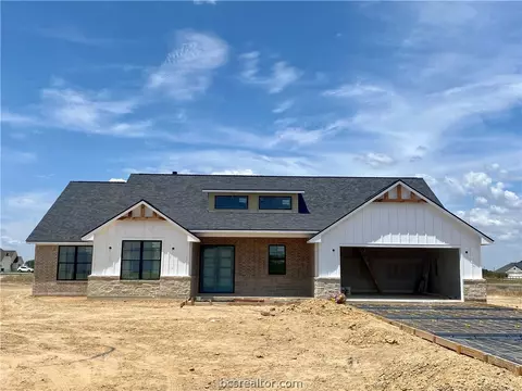 10301 Bourbon Ln, Bryan, TX 77808 photo 2