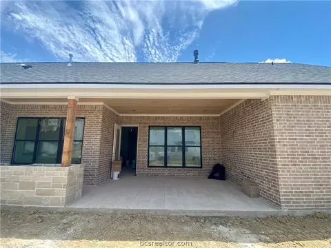 10301 Bourbon Ln, Bryan, TX 77808 photo 6