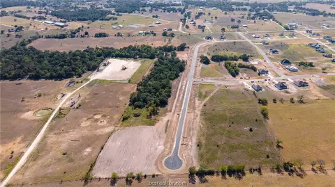 7472 Garrison Creek Dr, Bryan, TX 77808 photo 5
