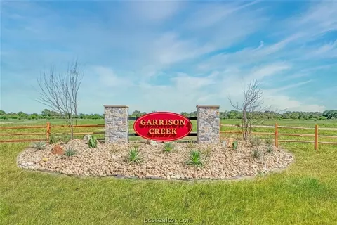 7472 Garrison Creek Dr, Bryan, TX 77808