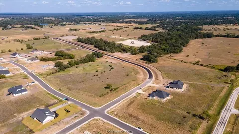 7472 Garrison Creek Dr, Bryan, TX 77808 photo 11