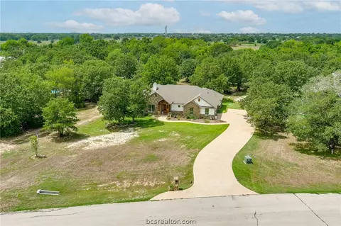 8921 Green Br, Bryan, TX 77808 photo 37