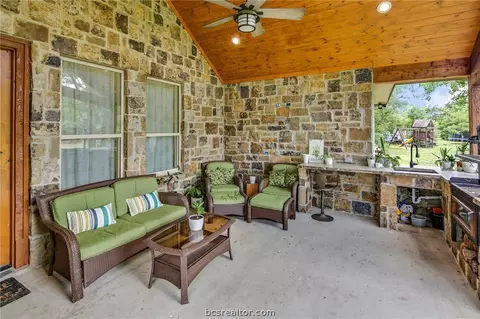 8921 Green Br, Bryan, TX 77808 photo 30