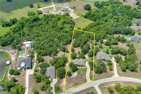 8921 Green Br, Bryan, TX 77808 photo 47