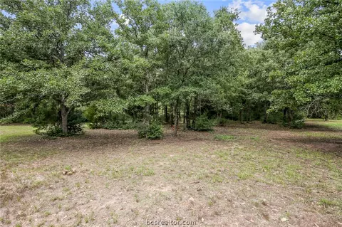8921 Green Br, Bryan, TX 77808 photo 35