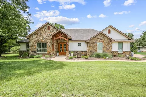 8921 Green Br, Bryan, TX 77808 photo 1