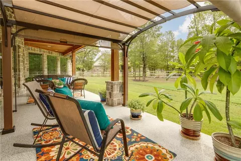 6822 Mccrae Ln, Bryan, TX 77808 photo 28