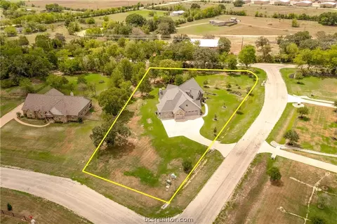 6822 Mccrae Ln, Bryan, TX 77808 photo 32