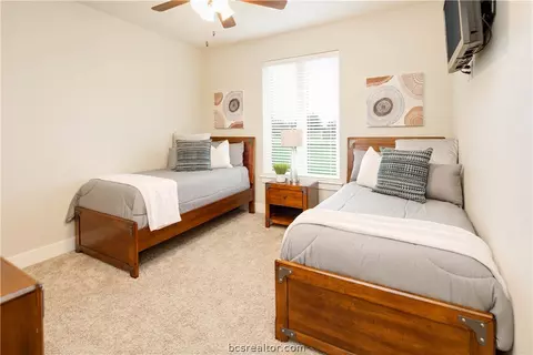 6822 Mccrae Ln, Bryan, TX 77808 photo 18
