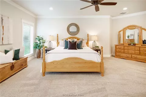 6822 Mccrae Ln, Bryan, TX 77808 photo 12