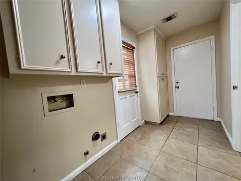 3606 Windridge Dr, Bryan, TX 77802 photo 12