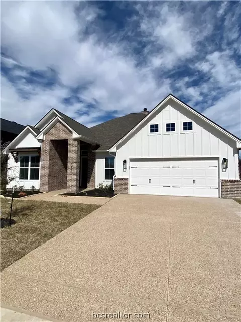 4351 Fox River Ln, Bryan, TX 77802 photo 2