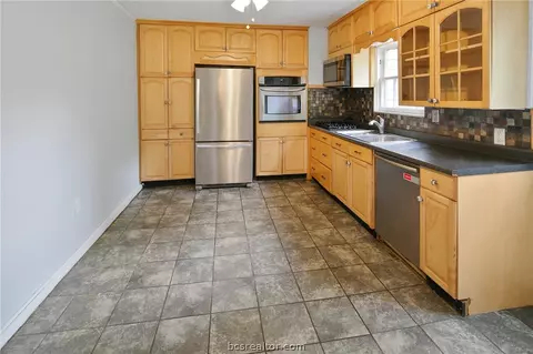 746 Oak Ln, Bryan, TX 77802 photo 11