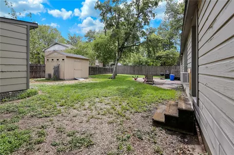 746 Oak Ln, Bryan, TX 77802 photo 40