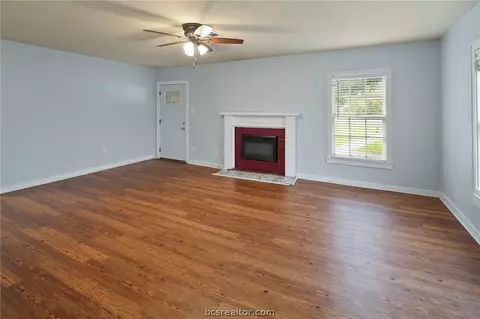 746 Oak Ln, Bryan, TX 77802 photo 8