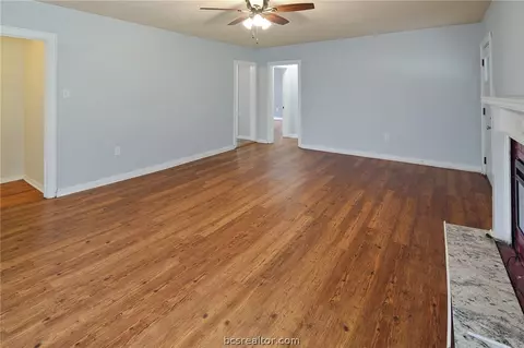 746 Oak Ln, Bryan, TX 77802 photo 9
