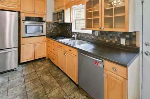 746 Oak Ln, Bryan, TX 77802 photo 12