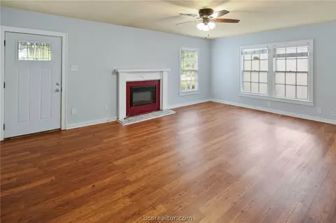 746 Oak Ln, Bryan, TX 77802 photo 6