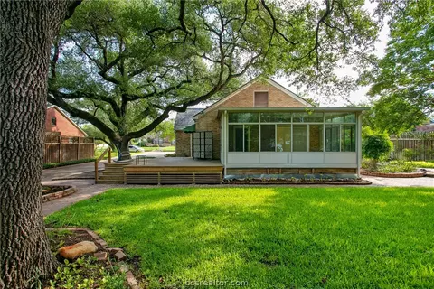 703 E 32nd St, Bryan, TX 77803 photo 33