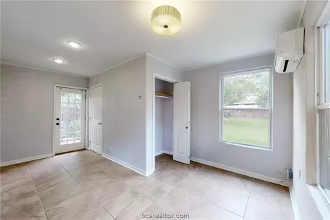 703 E 32nd St, Bryan, TX 77803 photo 41