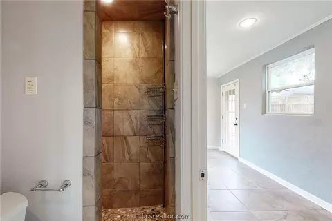703 E 32nd St, Bryan, TX 77803 photo 43