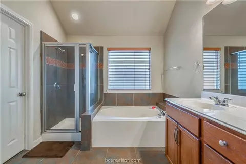 1717 Summerwood Loop, Bryan, TX 77807 photo 18