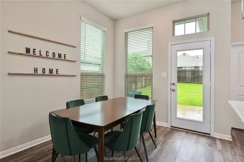 2110 Markley Dr, Bryan, TX 77807 photo 6