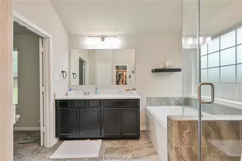 2110 Markley Dr, Bryan, TX 77807 photo 10