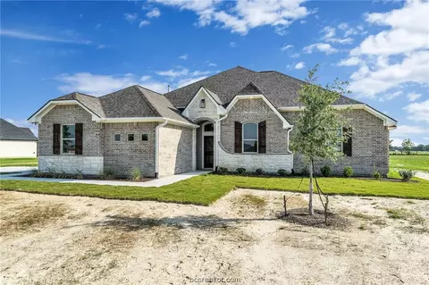 10431 Whiskey River Rd, Bryan, TX 77808