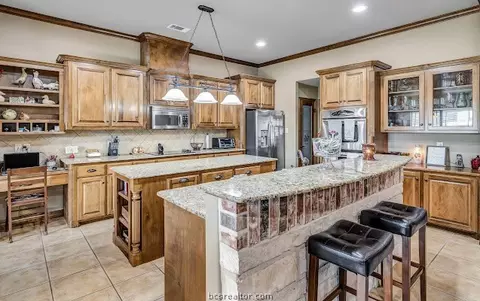 5757 Easterling Dr, Bryan, TX 77808 photo 15