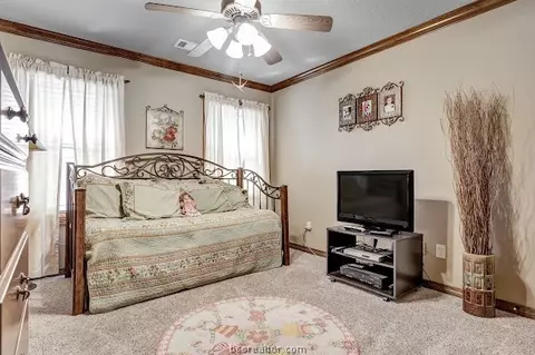 5757 Easterling Dr, Bryan, TX 77808 photo 25