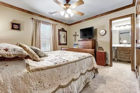 5757 Easterling Dr, Bryan, TX 77808 photo 26