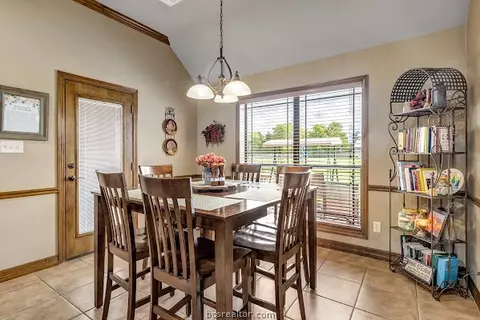 5757 Easterling Dr, Bryan, TX 77808 photo 16