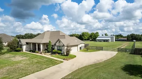 5757 Easterling Dr, Bryan, TX 77808 photo 38