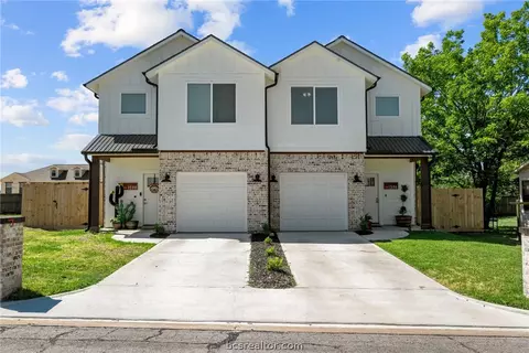 15961598 Clay St, Brenham, TX 77833